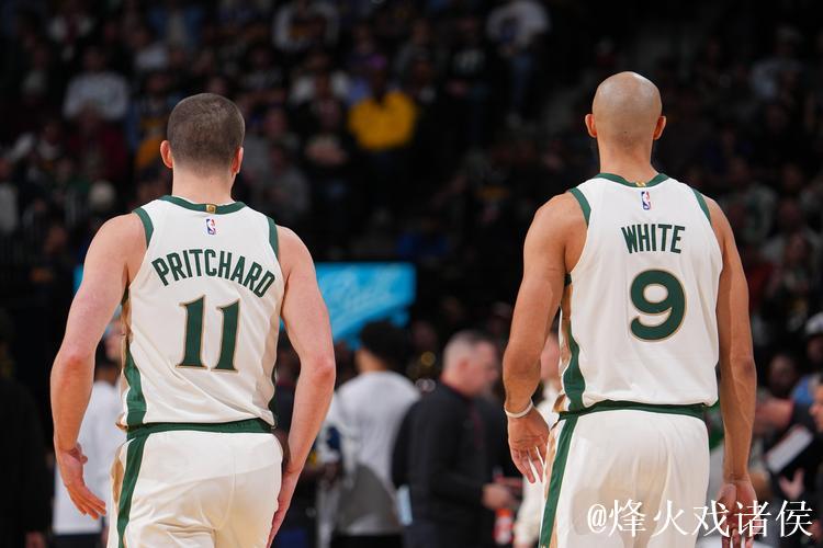 凯尔特人首发阵容:布朗、普里查德、怀特、沃尔什、奎塔 凯尔特人首发阵容:布朗、普里查德、怀特、沃尔什、奎塔